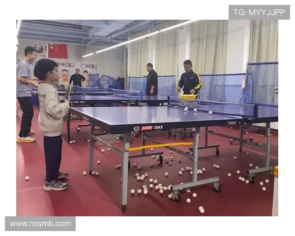 乒乓球装备选购指南及高效训练器材推荐助你提升球技