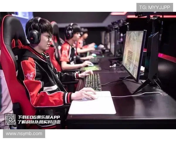 CSGO战术解析：深入剖析EDG战队的进攻策略与技巧