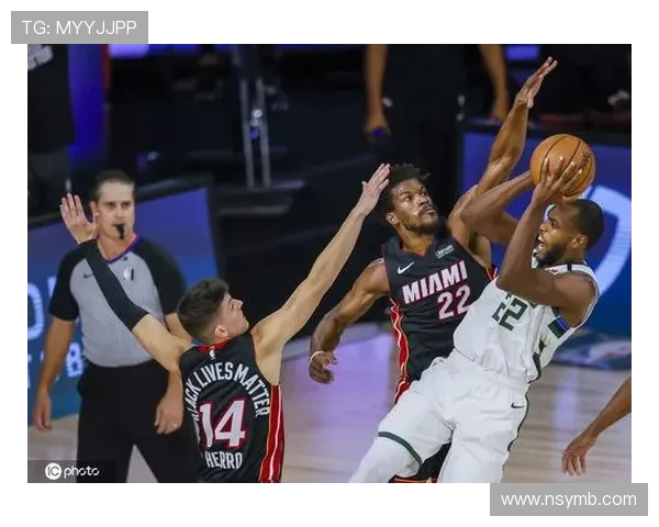 中国男篮与雄鹿对决时间安排及赛事前瞻分析