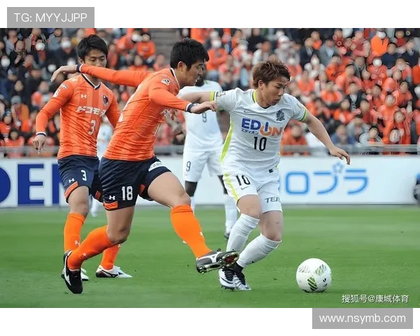 大宫松鼠与模滨FC激战正酣谁能在赛场上书写新的传奇篇章