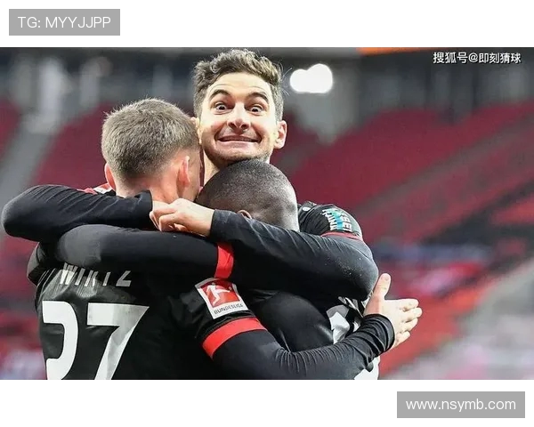 曼联与莱比锡历史交锋记录分析及战绩回顾