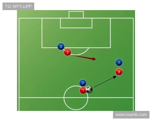 重庆足球队的快速转换战术解析与实战应用探讨 重庆足球队的快速转换战术解析与实战应用探讨