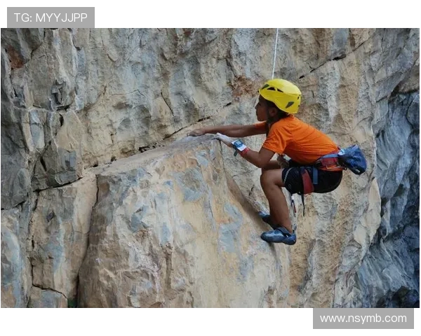 攀岩战术解析：深入探讨北京攀岩队的包夹战术体系与应用