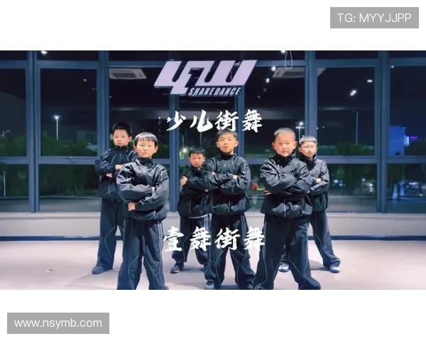 成都街舞队团队协作引发热议舞者间的默契与竞争如何平衡